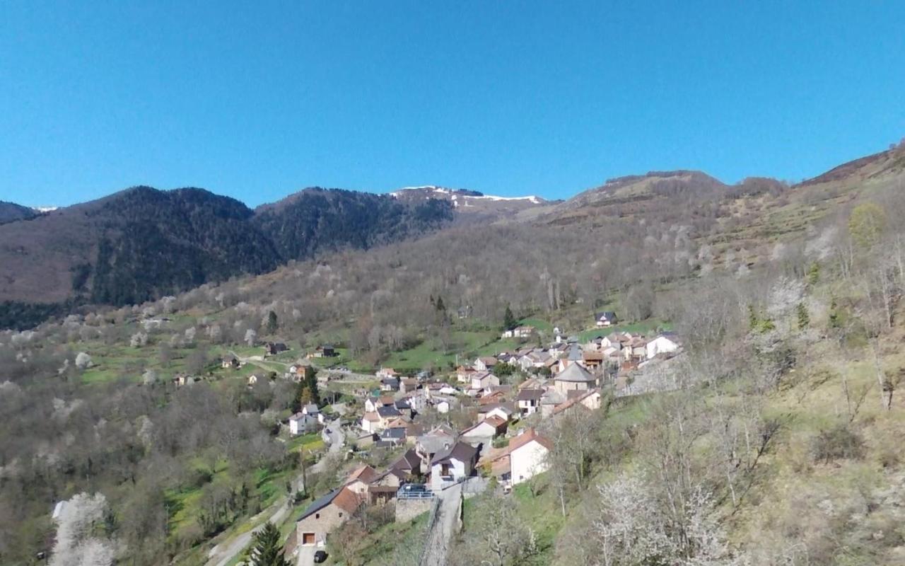 Le De Chalet *
